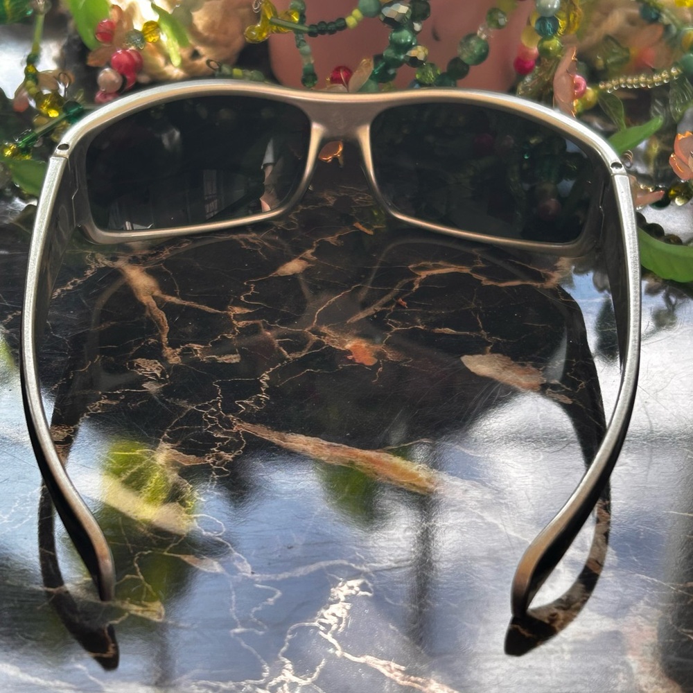 EUC Bolle Children’s Pirahna Jr Sunglasses with case - Picture 11 of 16